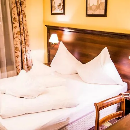 Bialy Dwor ベッド・アンド・ブレックファスト