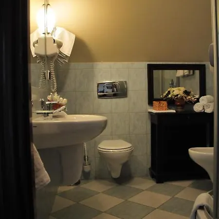 Bialy Dwor 4* クフィジン