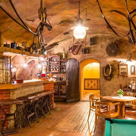 Bialy Dwor 4* クフィジン