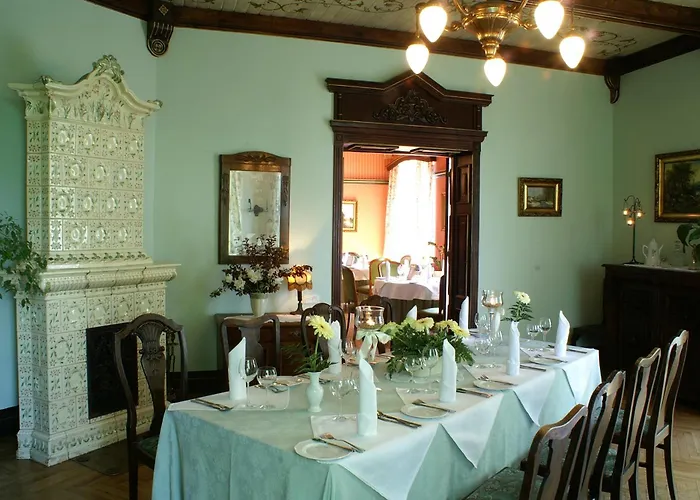 Bialy Dwor Couette-café 4*