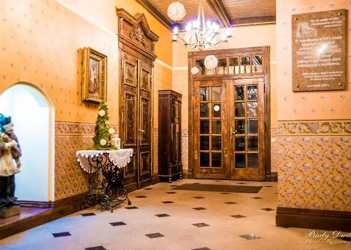 Bialy Dwor Couette-café